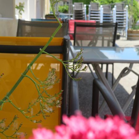 Auberge De La Petite Casserole Revest-des-Brousses Zewnętrze zdjęcie